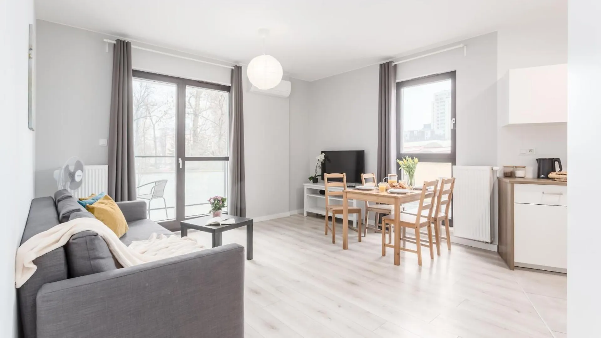 Warsaw City Apartments